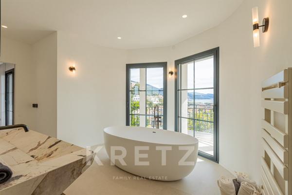 Roquebrune-Cap-Martin – Villa familiale dans un cadre privilégié