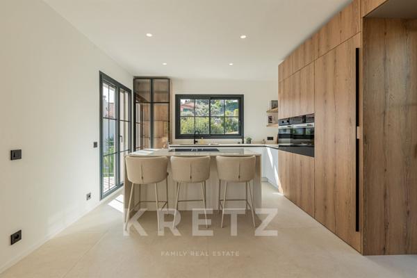 Roquebrune-Cap-Martin – Villa familiale dans un cadre privilégié