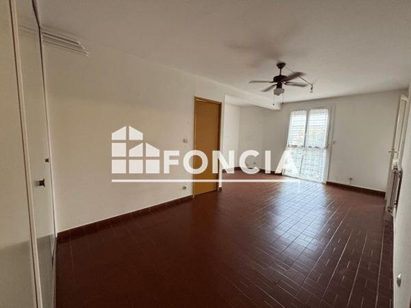 Location Appartement 2 pièces 52.2 m² - 87 FAUBOURG CONDAMINES Cavaillon 84300