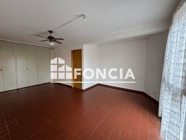 Location Appartement 2 pièces 52.2 m² - 87 FAUBOURG CONDAMINES Cavaillon 84300