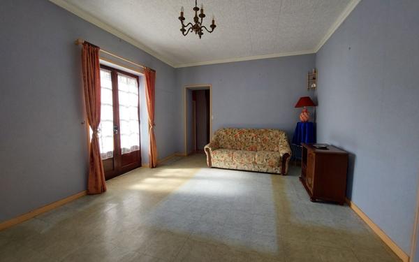 Maison à vendre    4 pièces •  Noyers-sur-Cher