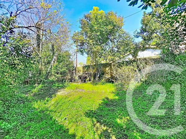 Appartement F3 à vendre  3 pièces - 61,16 m 2   ISTRES  - 13