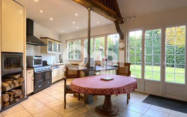 Maison à vendre    6 pièces •  Marcilly-la-Campagne