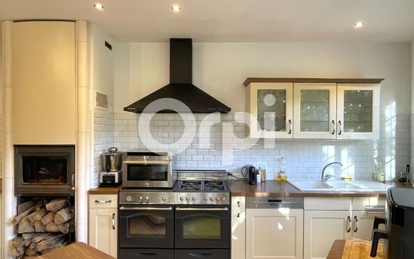 Maison à vendre    6 pièces •  Marcilly-la-Campagne