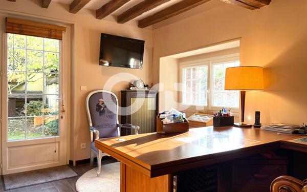 Maison à vendre    6 pièces •  Marcilly-la-Campagne