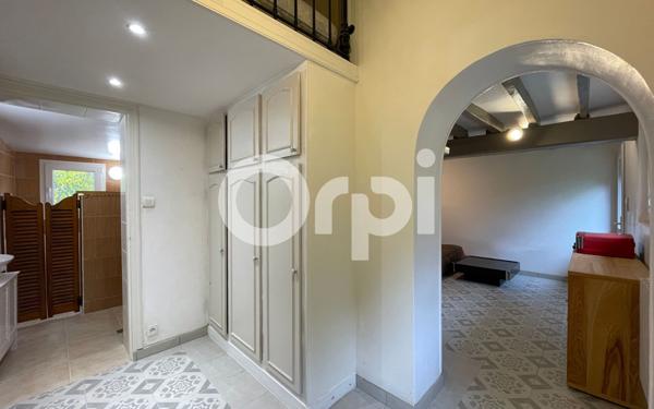 Maison à vendre    6 pièces •  Marcilly-la-Campagne