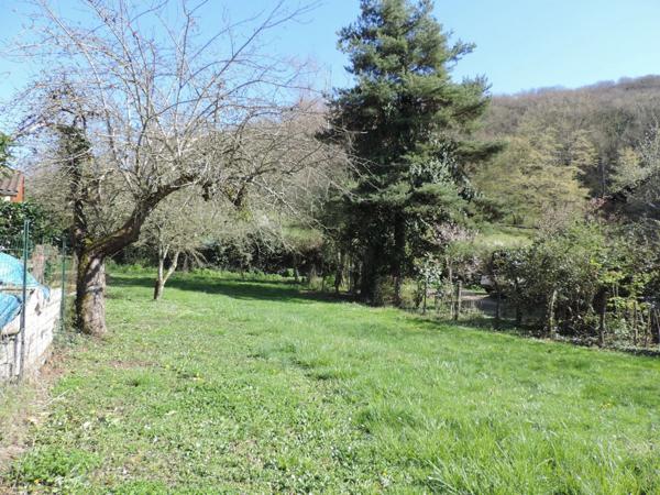 Dpt Ain (01), à vendre JOURNANS, terrain constructible non viabilisé de 362 m²