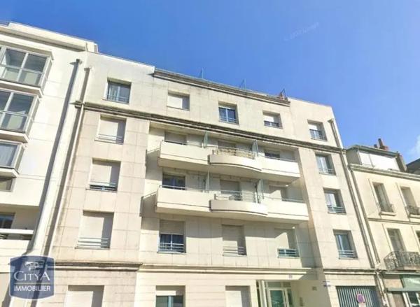 Parking à louer Tours (37000)