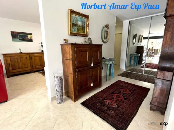 Appartement de Standing, Emplacement idéal, tout à pied : mer, plage, commerces.  avec Terrasse et Jardin Suspendu