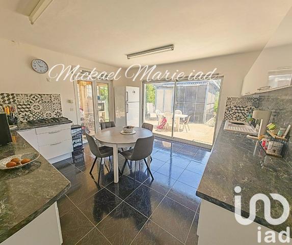 Maison 7 pièces de 188 m² à Magalas (34480)