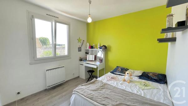 Maison à vendre  5 pièces - 117,40 m 2   AIMARGUES  - 30