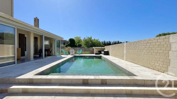 Maison à vendre  5 pièces - 117,40 m 2   AIMARGUES  - 30