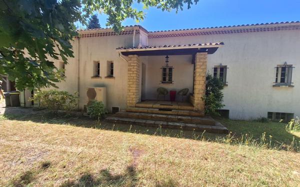 Maison à vendre    6 pièces • 203,84 m2 Étaules