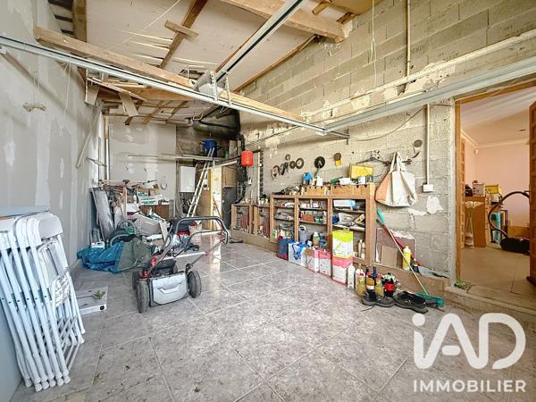 Maison à vendre 4 pièces 154 m² Châteaurenard