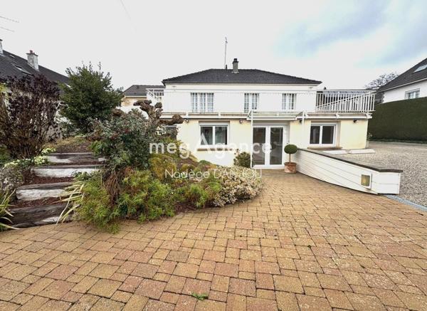 Maison à VIRE NORMANDIE, 14500 - 9 pièces 174m²