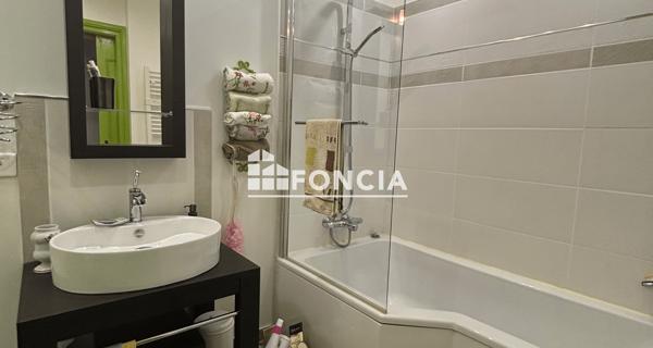 À vendre Maison 8 pièces 150 m² - Thoard 04380