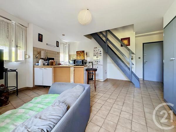 Appartement à vendre  4 pièces - 64,84 m 2   PAMIERS  - 09