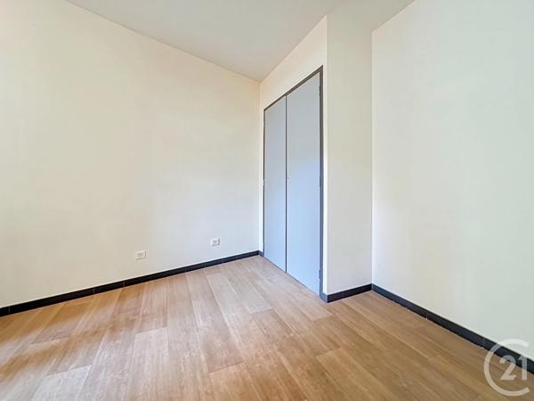 Appartement à vendre  4 pièces - 64,84 m 2   PAMIERS  - 09
