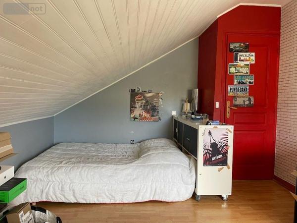 Maison à vendre à Trégastel dans les Côtes-d'Armor (22730), ref : 420   
Centre-ville