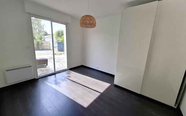 Maison à vendre    5 pièces •  Médis