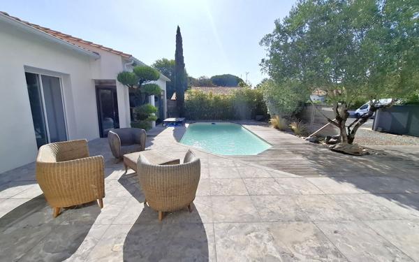 Maison à vendre    5 pièces •  Médis