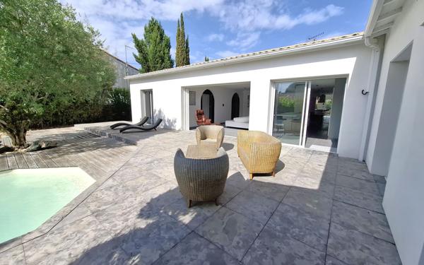 Maison à vendre    5 pièces •  Médis