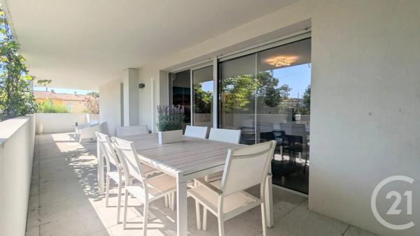 Appartement T4 à vendre  4 pièces - 81 m 2   CASTELNAU LE LEZ  - 34