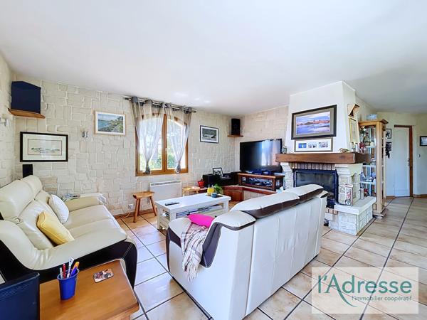 Maison T4 plain-pied avec piscine et sous-sol - Bruguières 31150