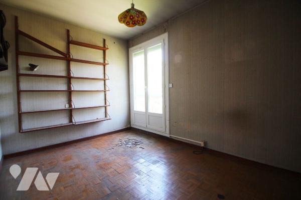 Appartement T3 de 68m2 (Carrez) complètement à rénover, quartier Saint-Just / Malpassé (13e)