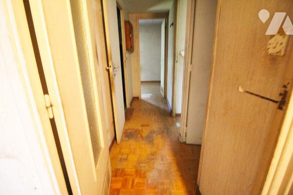 Appartement T3 de 68m2 (Carrez) complètement à rénover, quartier Saint-Just / Malpassé (13e)
