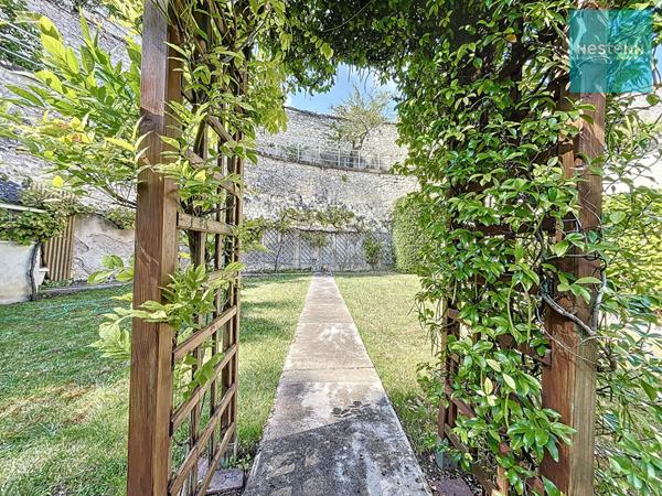 Maison de charme dans le centre de Montrichard Val De Cher 8 pièce(s) 190 m2