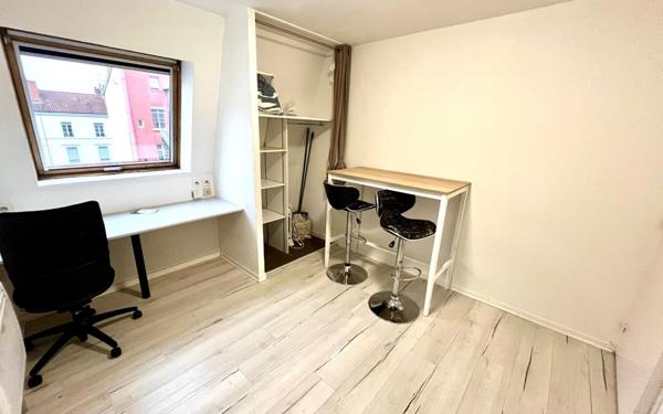 Appartement à louer    1 pièce • 17,87 m2 Lyon 7