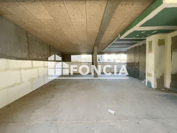 À vendre Local commercial 158.3 m² - Saint-herblain 44800