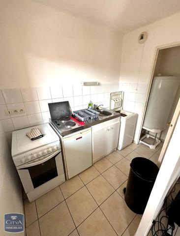 Appartement à louer 2 pièces 47.9m² Albert (80300)