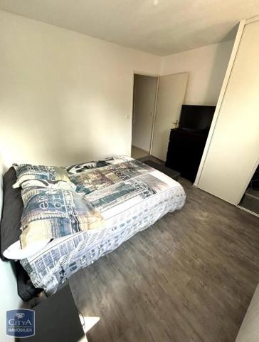 Appartement à louer 2 pièces 47.9m² Albert (80300)