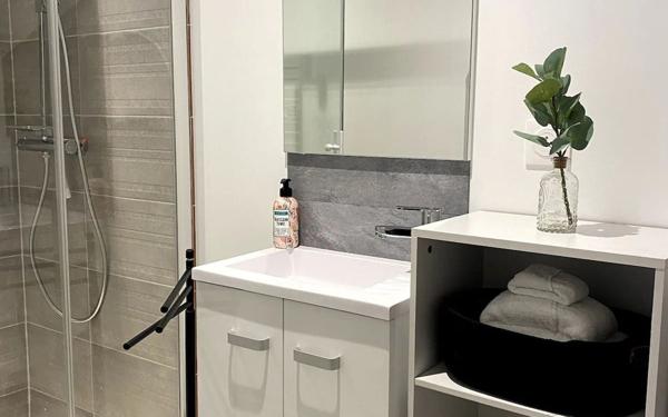 Immeuble à vendre    9 pièces •  Châteaubriant