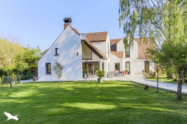Maison à vendre |  Marines |  8 pièces | 212 m²