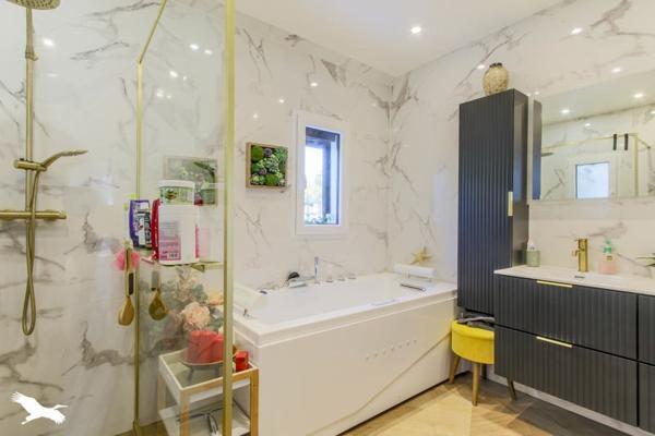 Maison à vendre |  Marines |  8 pièces | 212 m²