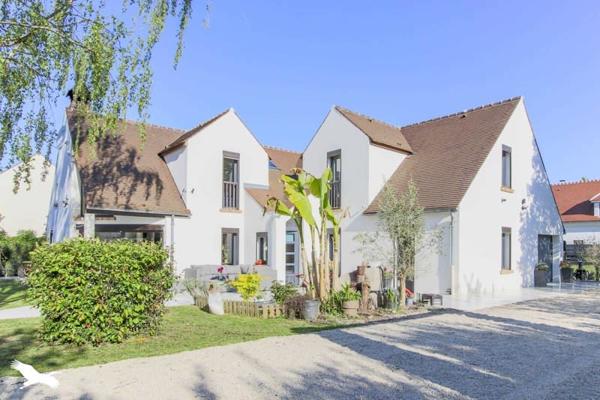 Maison à vendre |  Marines |  8 pièces | 212 m²