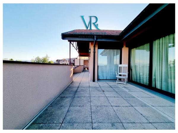 Prévessin-Moëns (01280) APPARTEMENT DE PRESTIGE EN ATTIQUE – VUE PANORAMIQUE SUR LES ALPES ET LE JURA – PREVESSIN-MOENS (01280)