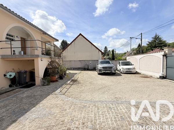 Maison à vendre 7 pièces 176 m² Soisy-sur-Seine