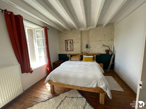 Maison - À vendre - 246 m² - LE VANNEAU-IRLEAU | The Door Man
