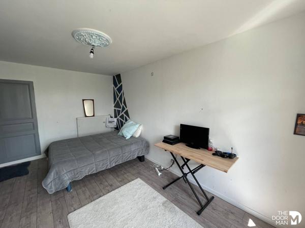Maison - À vendre - 246 m² - LE VANNEAU-IRLEAU | The Door Man