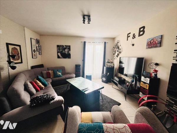 ST PIERRE SUR DIVES-PROCHE ECOLE ET PLACE DU MARCHE