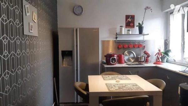 ST PIERRE SUR DIVES-PROCHE ECOLE ET PLACE DU MARCHE