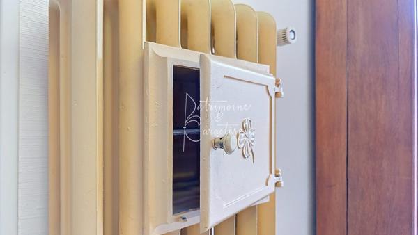 Vaste demeure bourgeoise place Jean XXIII