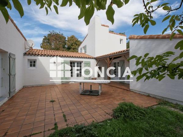 À vendre Maison 6 pièces 120 m² - Sainte-soulle 17220