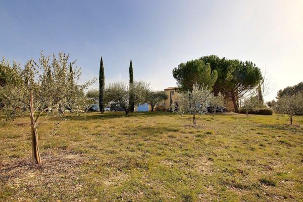 Aix-en-Provence (13090) Propriété 7 pièces avec superbe vue