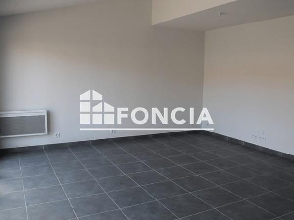 Location Maison 4 pièces 87.5 m² - VILLA A4 - 6 RUE ROGER RASCAGNERES Saint Cyprien Village 66750
