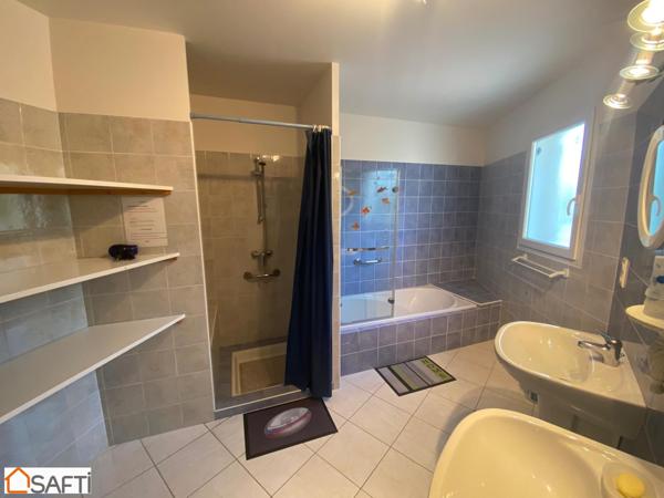 Maison de plain-pied 132 m2 habitable avec piscine